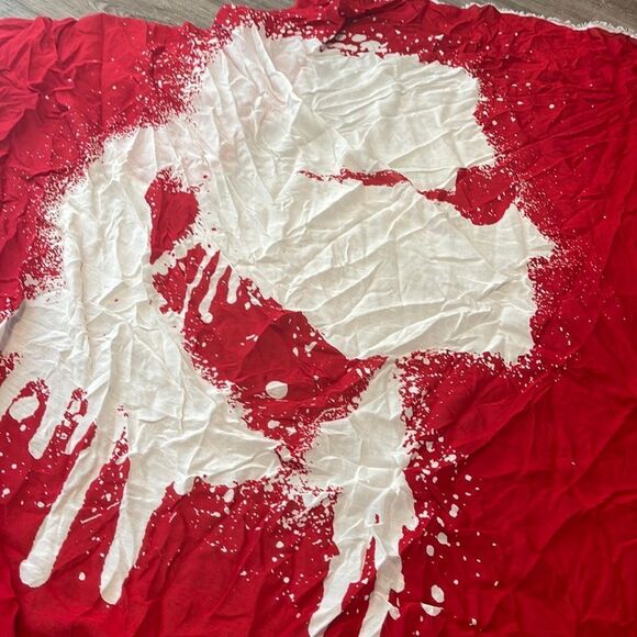 Karl Lagerfeld Paris Printed Fringed Scarf-Red-one Size - Picture 3 of 3